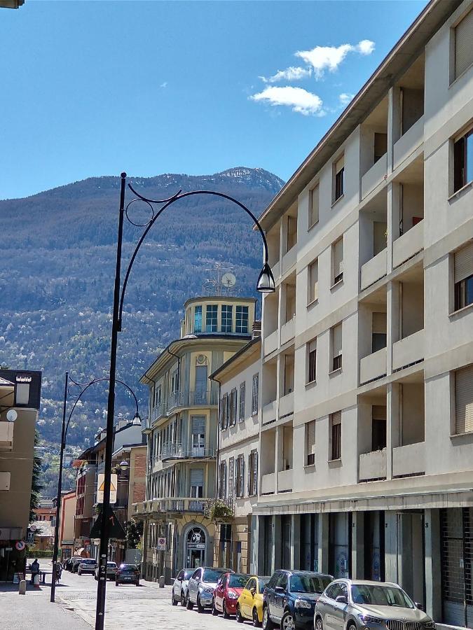 La Casa Del Birraio Appartement Sondrio Buitenkant foto