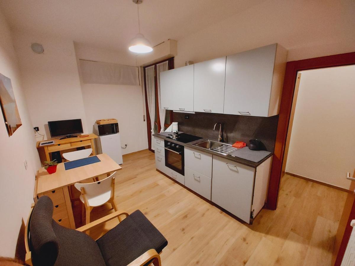 La Casa Del Birraio Appartement Sondrio Buitenkant foto