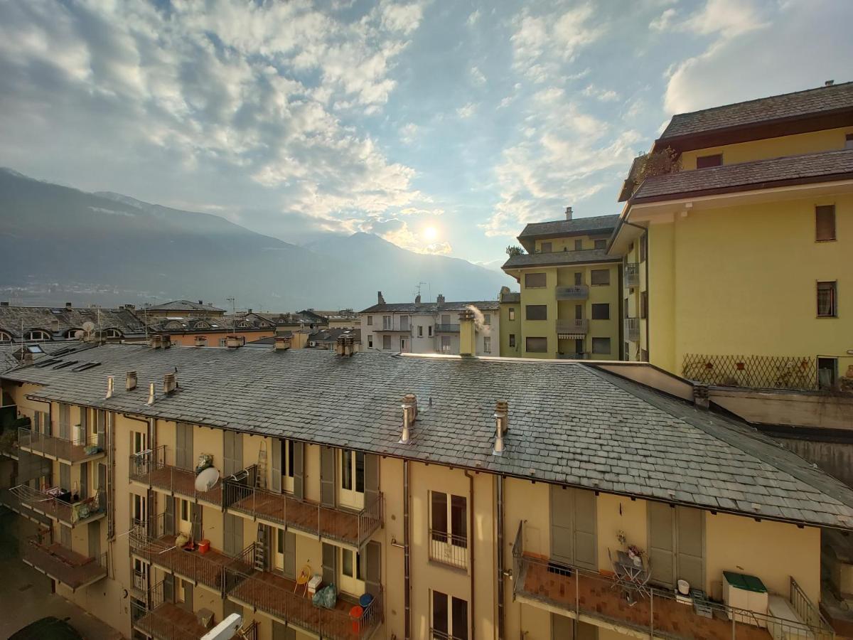 La Casa Del Birraio Appartement Sondrio Buitenkant foto